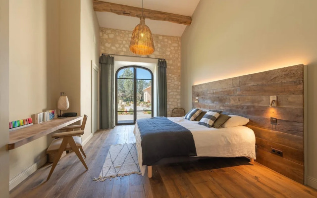 Villa Lovea in Saint-r My-de-provence