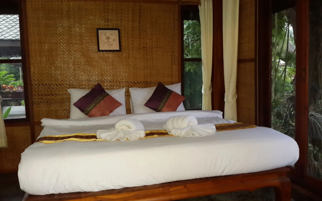 Pai River Villa Resort