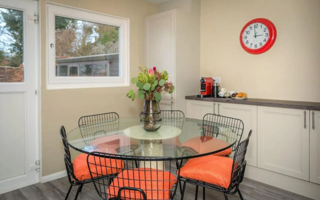Granville Heights: 3-bed family home