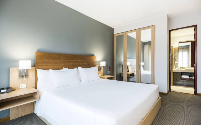 Doubletree By Hilton Bogota Calle 100,Co