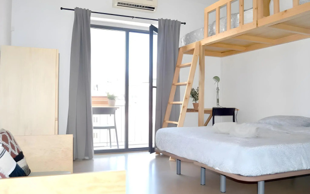 Unreal Hostel
