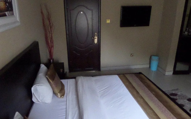 Command Guest House