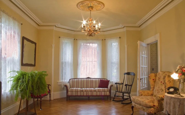 Bayside Inn Bed & Breakfast
