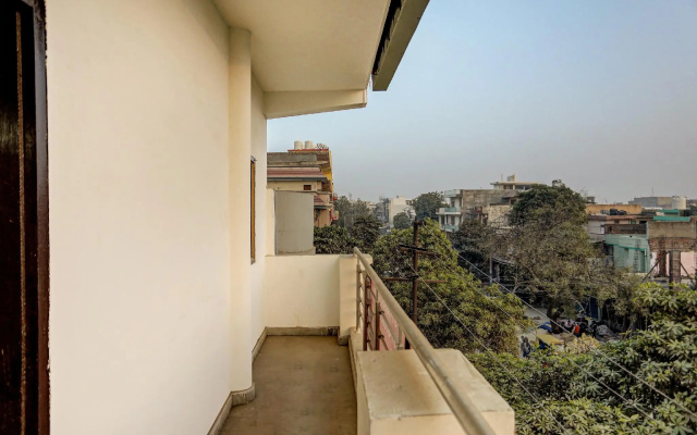 OYO 77317 Hotel Sunshine Cave