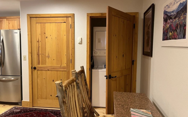 Bear Creek Lodge 108 2 Bedroom Condo by Alpine Lodging Telluride