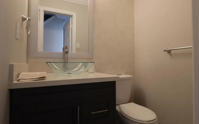 3-bedroom Home in Mississauga