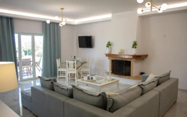 Spacious apartment in a quite area near Rethymno