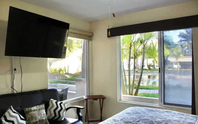 Costa Bonita Apartments