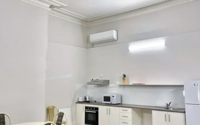 Seafield Tower Glenelg Apartment no 3