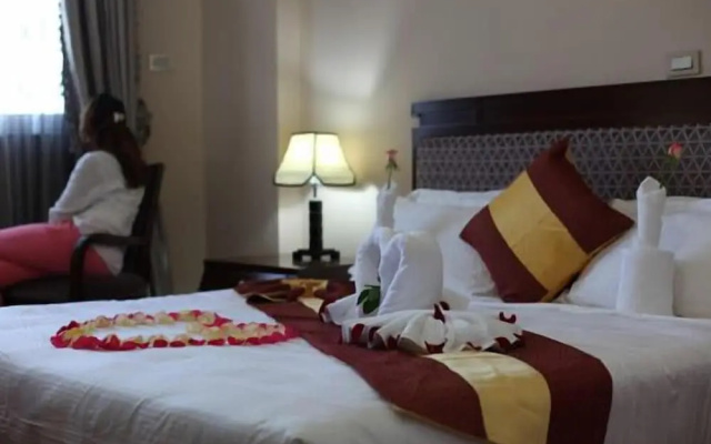 Tirar International Hotel