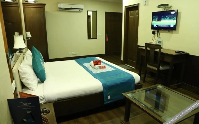 Hotel The Mansion by OYO Rooms