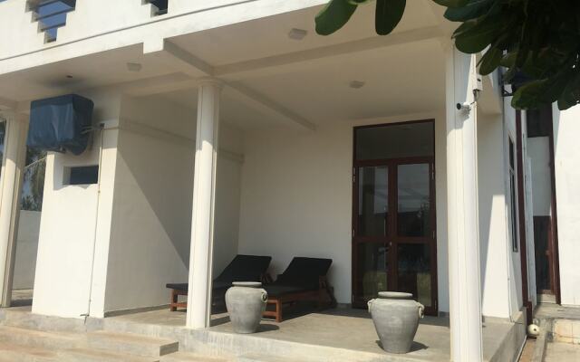 Отель Bawana Beach House вид на фасад