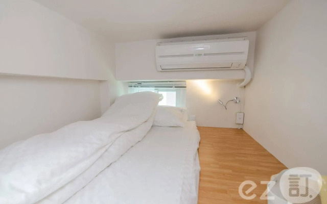 a leaf hostel