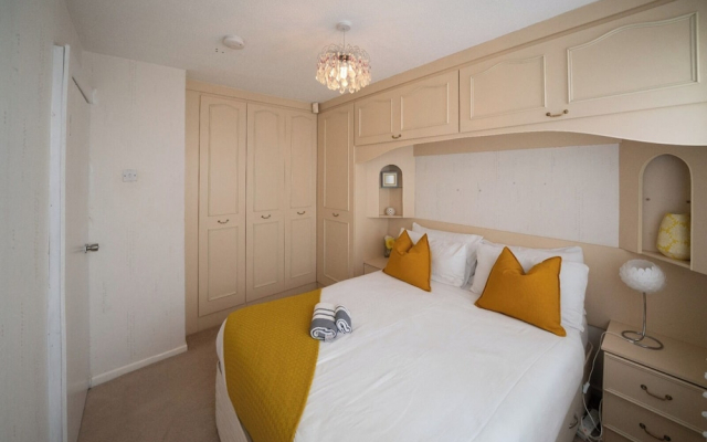 Spacious 3 Bedroom Home in Westhoughton