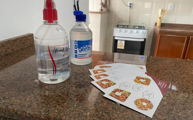 Bombas Bombinhas Pé na Areia, 50 metros do Mar!!!!