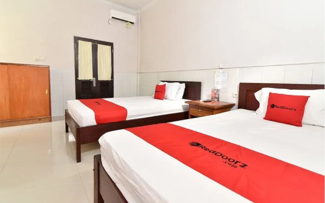 RedDoorz @ Jalan Ubung Denpasar