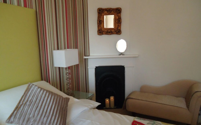 Westwell Hall