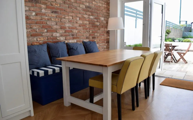 2 Bedroom House Near Dublin City Centre