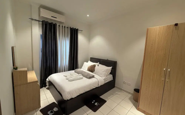 Mayama airport apartment