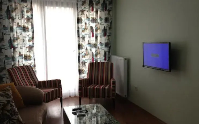 Tatavla Apartments