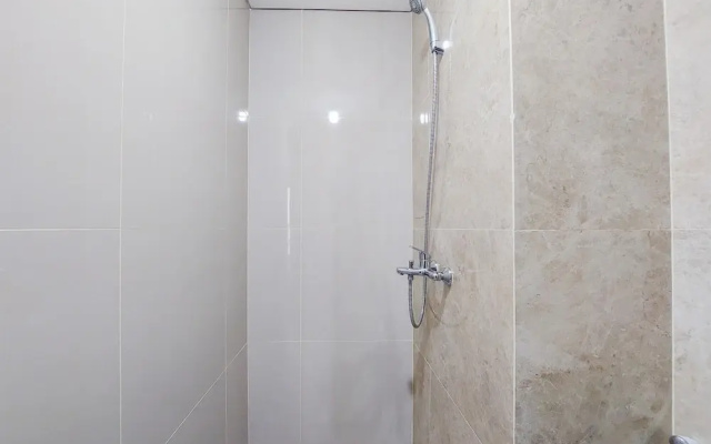 Nice And Modern Studio At Transpark Bintaro Apartment