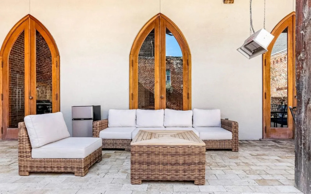 Stunning 5 BR Urban Oasis Downtown NOLA