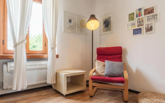 Colosseo Modern Apartment