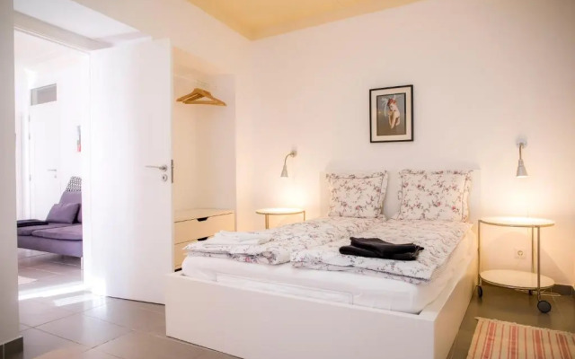 Apartamentos Marreiros Neto