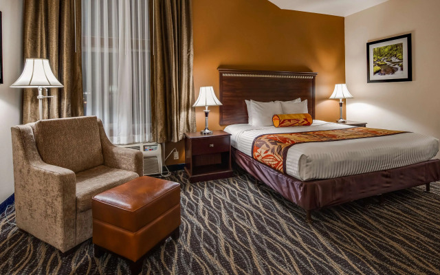 Best Western Plus Battle Ground Inn & Suites