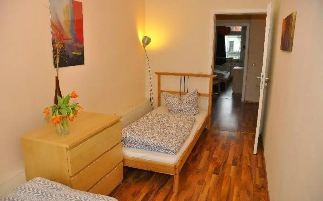 Dresden-Altstadt-Neustadt-3-Raum-Fewo-L11