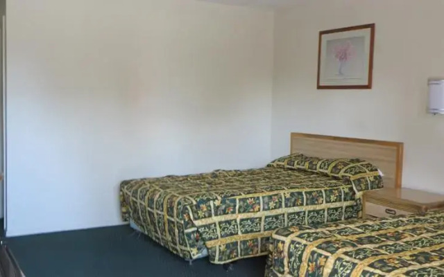 Stardust Motel