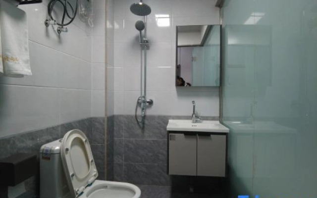 Mohe Xiangyu Fashion Express Hotel (Beijixing Square)