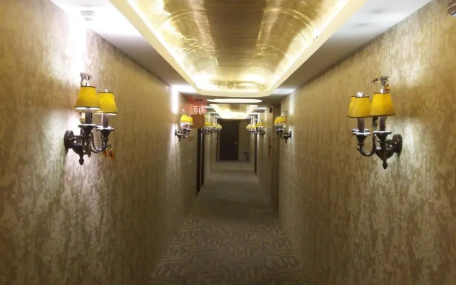 The Palace Suites
