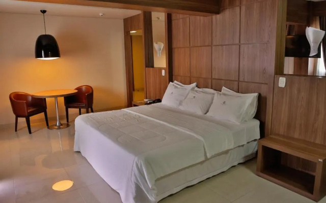 Agulhon Hotel