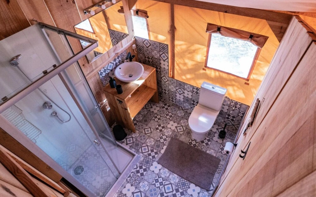 Safari Tent With Private Pool in Albufeira