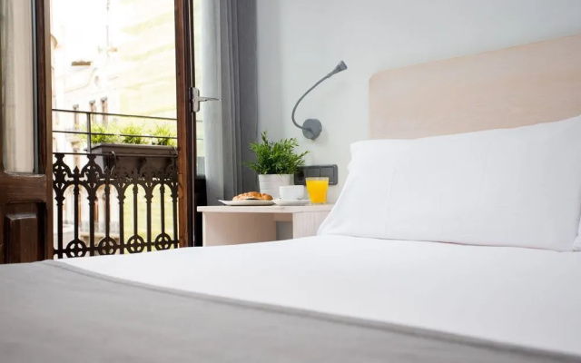 Room Mate Oliveira – City Centre, Valencia