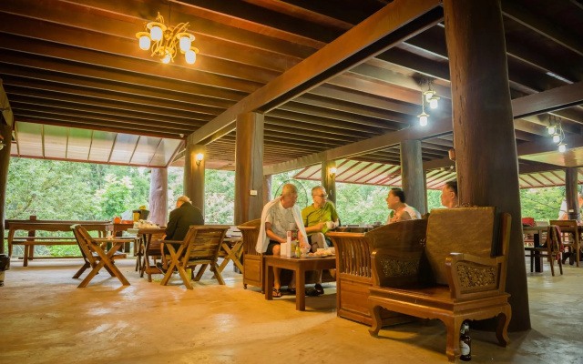 Taksina Garden Resort