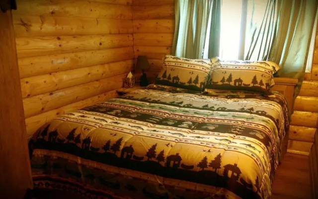 Wapiti Mountain Cabin