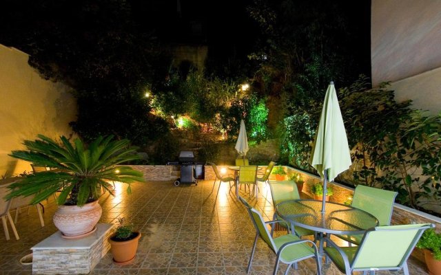 Hotel Viana in Istiaia-Aidipsos, Greece from 51$, photos, reviews - zenhotels.com