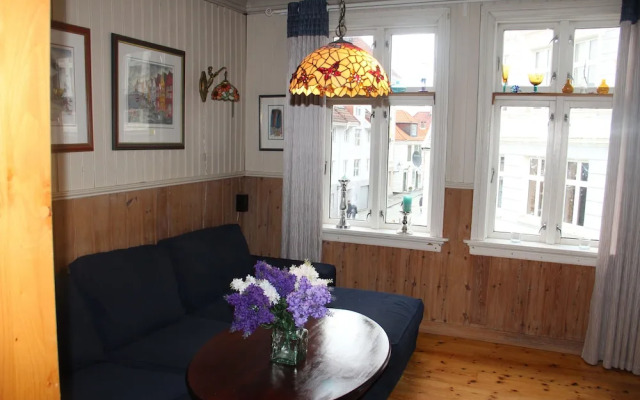 Center Villa