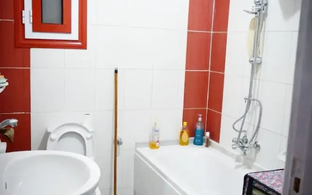 Room in Apartment - Best Price In Downtown, Walk Everywhere