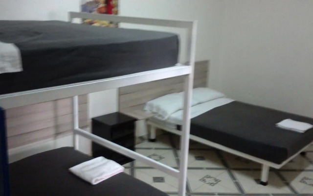 Hostel Oasis Centro by oyo rooms