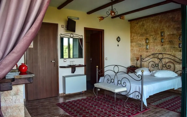 Vathyskia Guesthouse