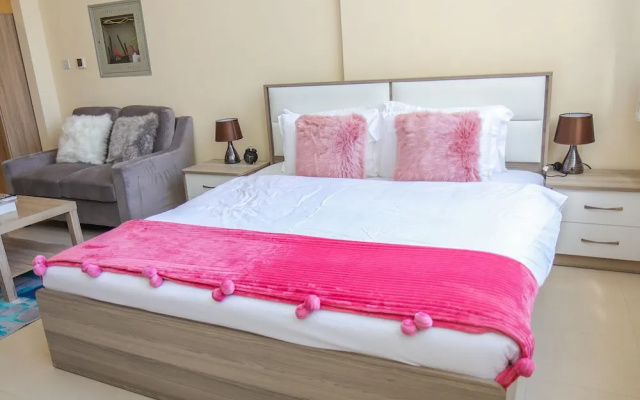Studio Apartment in Silicon Gates 4