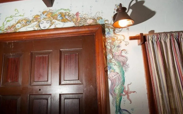 The Mermaid at Nye Beach 3 Br home by RedAwning