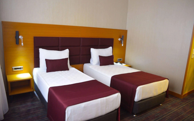 New Garden Hotel