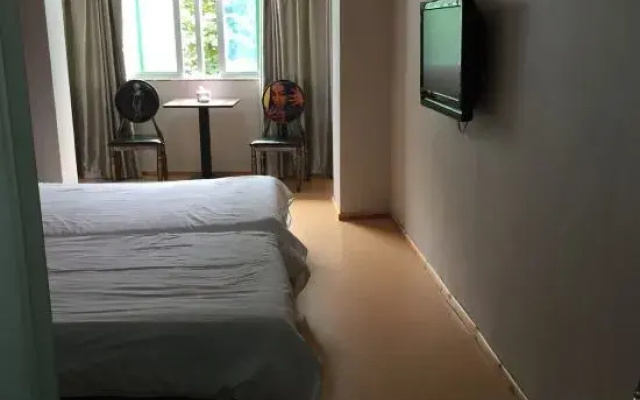 Sanming Four Seasons Sunshine Theme Inn
