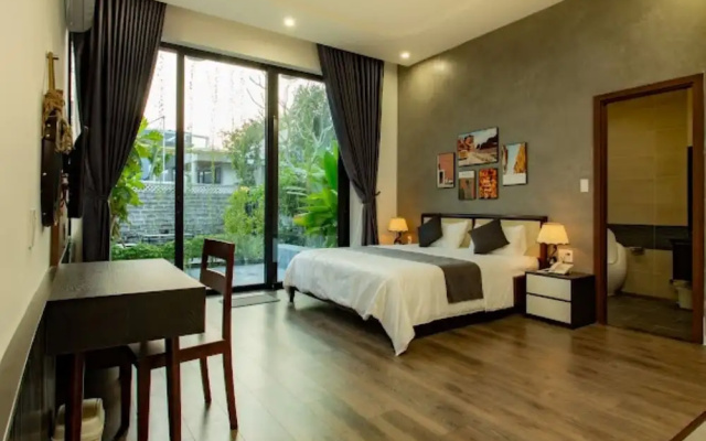 Charm Champion Villa Hoian