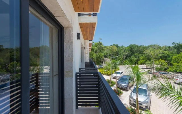 Naay Tulum Curamoria Collection