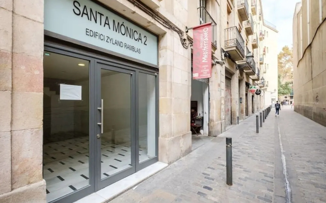 6 Pax Las Ramblas Santa Mónica (Barcelona)